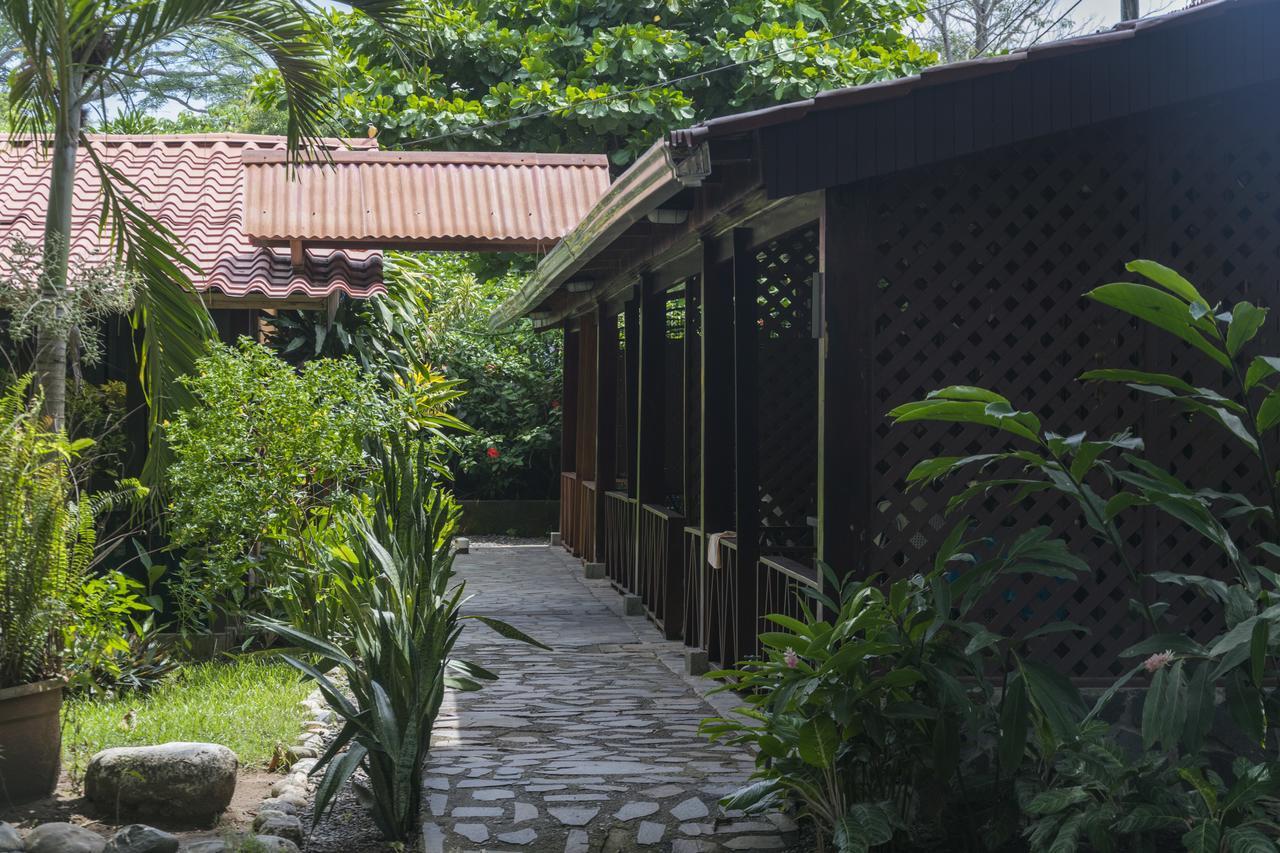Rancho Coral Hotel เอสเตรีโญส ภายนอก รูปภาพ